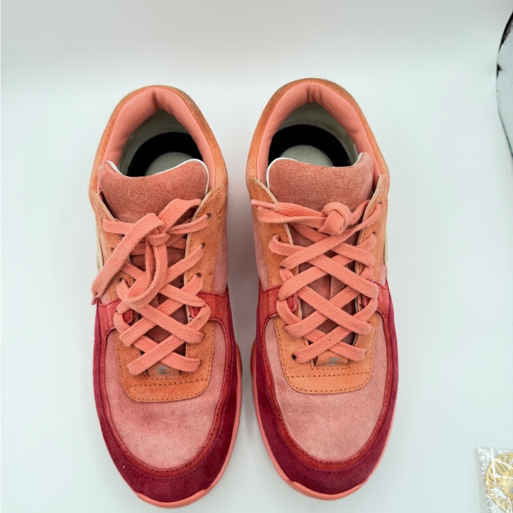 CHANEL Suede CC Logo Women's Pink and Red Sneakers - Picture 3 of 12
